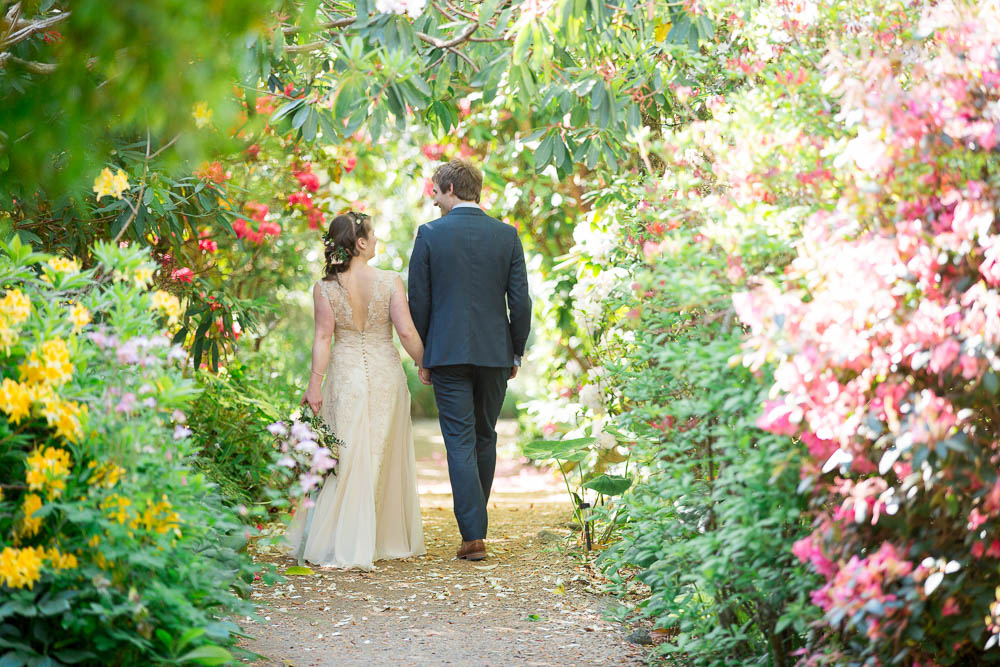 Wedding photos at Glenfalloch Gardens